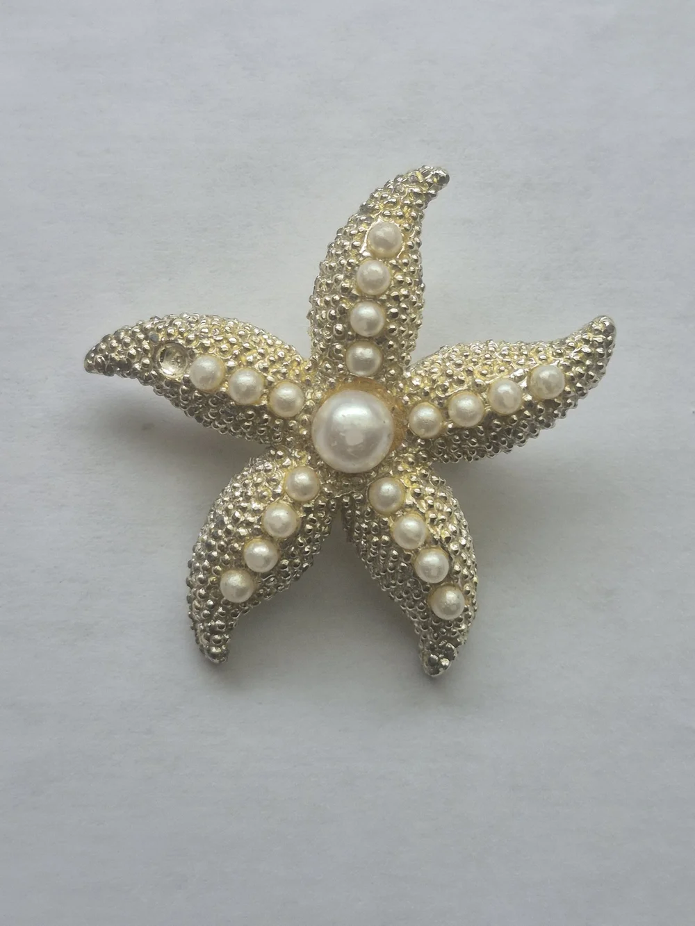 Dainty Pearl Starfish Brooch